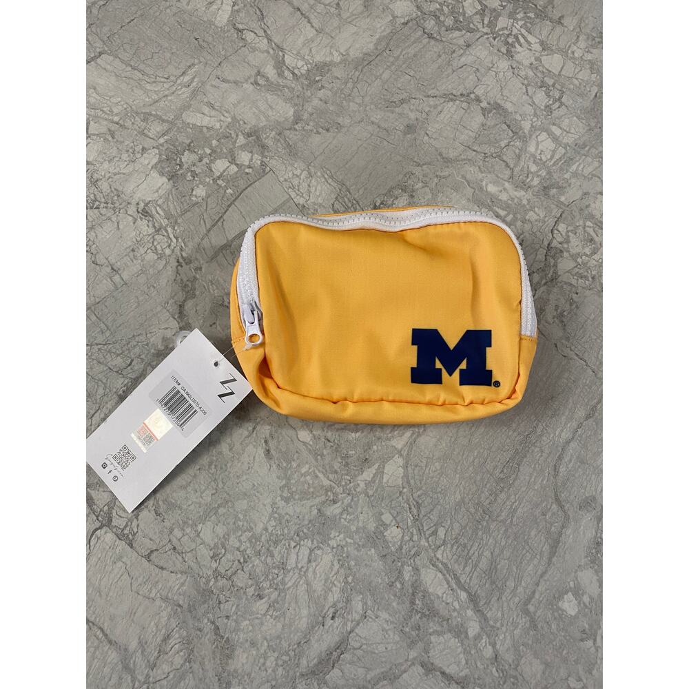 NWT Michigan Wolverines Stadium Sized 6.5"x4.5" Fanny Pack
